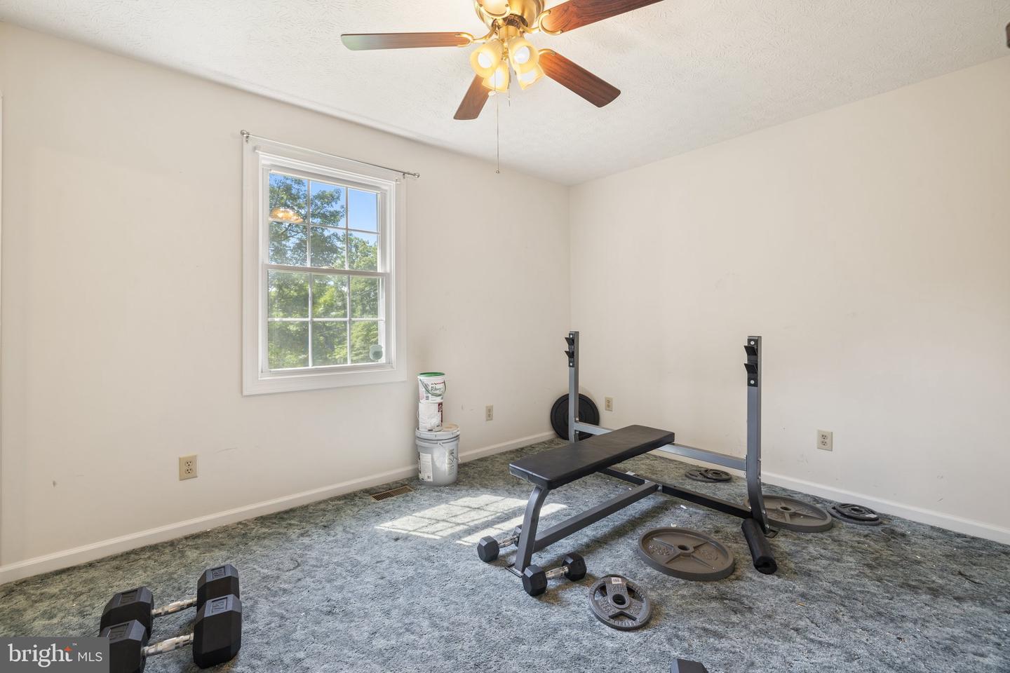 1000 HICKORY TRL, WINCHESTER, Virginia 22602, 3 Bedrooms Bedrooms, 7 Rooms Rooms,2 BathroomsBathrooms,Residential,For sale,1000 HICKORY TRL,VAFV2035142 MLS # VAFV2035142