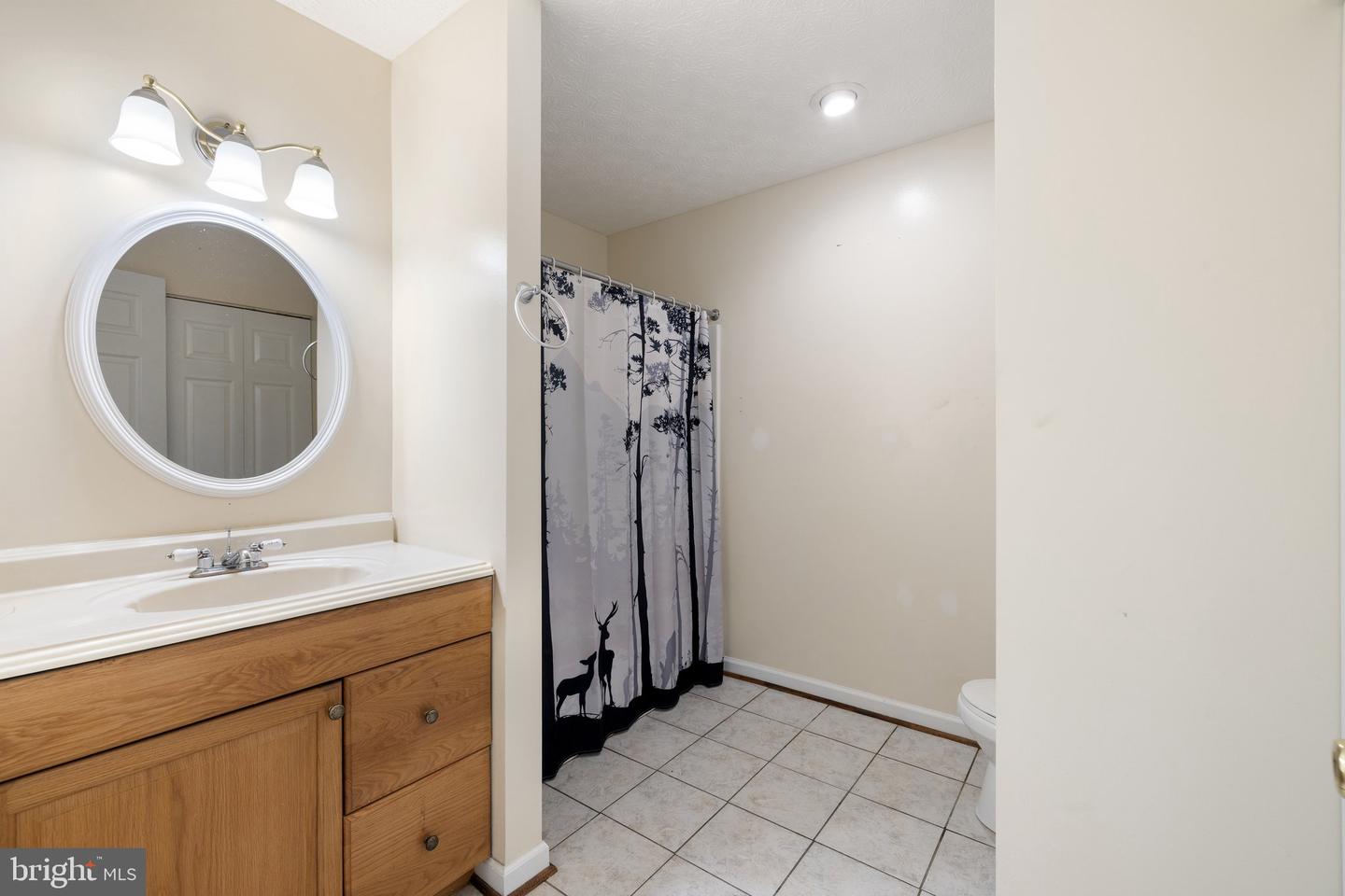 1000 HICKORY TRL, WINCHESTER, Virginia 22602, 3 Bedrooms Bedrooms, 7 Rooms Rooms,2 BathroomsBathrooms,Residential,For sale,1000 HICKORY TRL,VAFV2035142 MLS # VAFV2035142