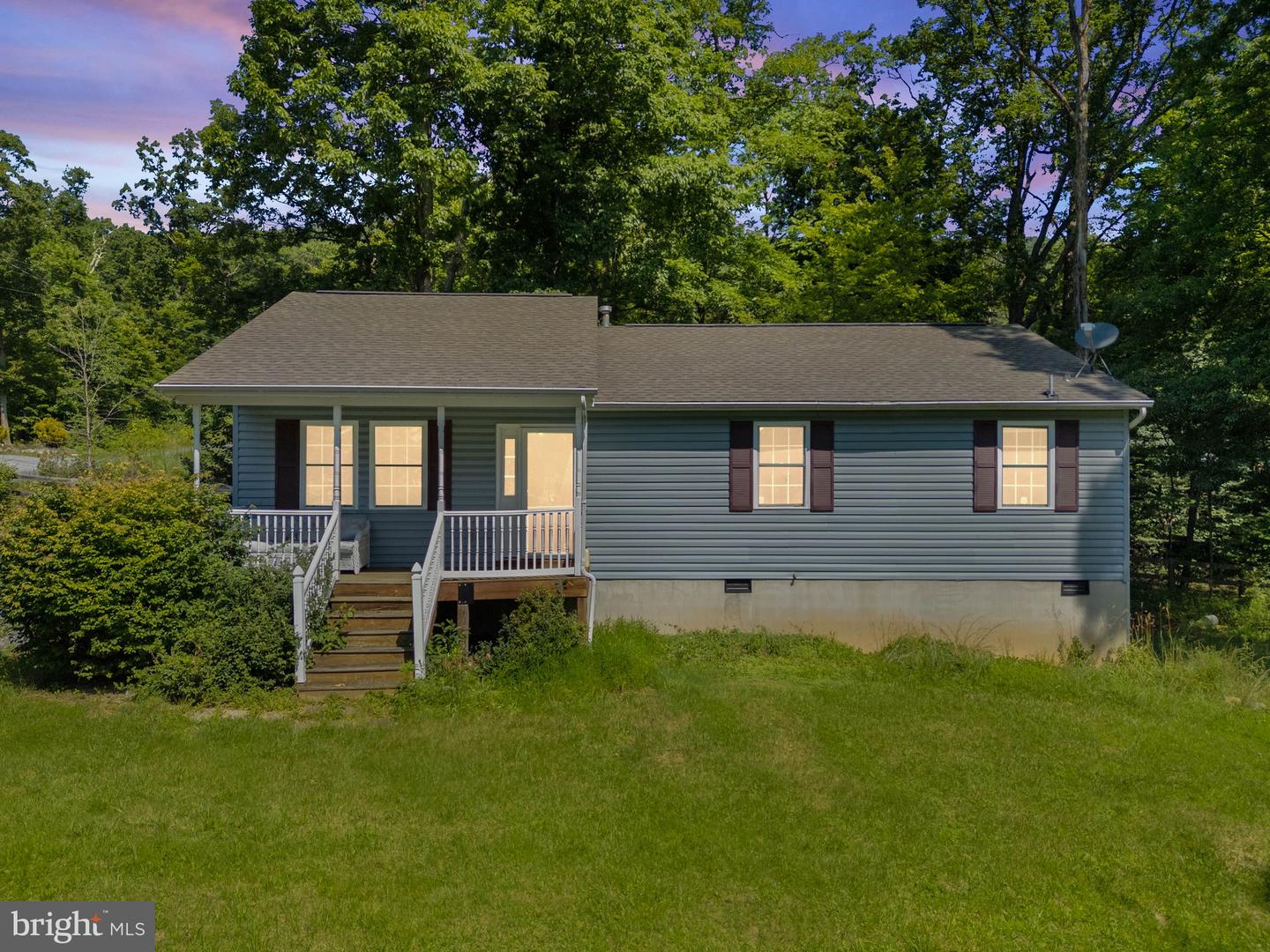 1000 HICKORY TRL, WINCHESTER, Virginia 22602, 3 Bedrooms Bedrooms, 7 Rooms Rooms,2 BathroomsBathrooms,Residential,For sale,1000 HICKORY TRL,VAFV2035142 MLS # VAFV2035142