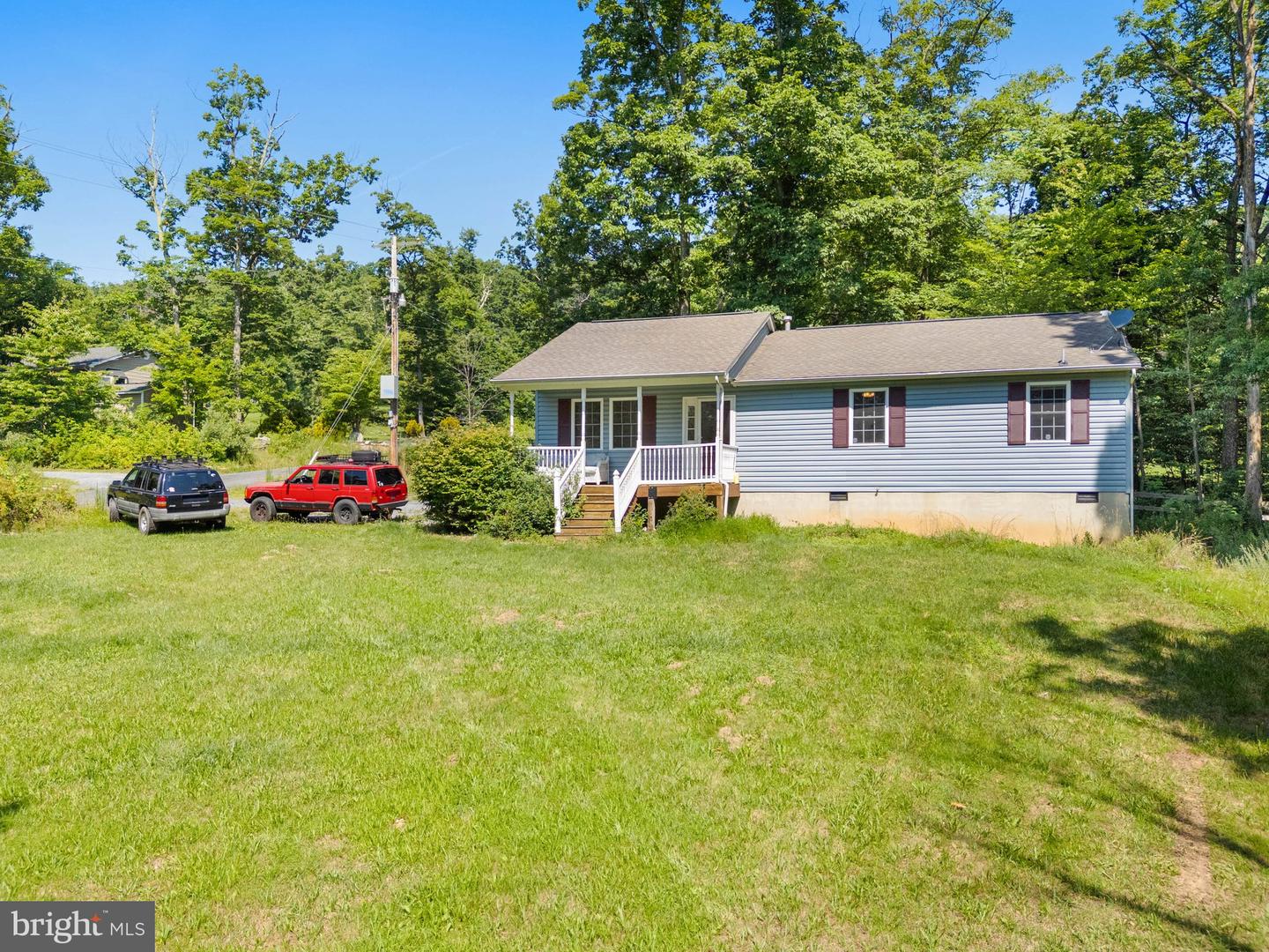 1000 HICKORY TRL, WINCHESTER, Virginia 22602, 3 Bedrooms Bedrooms, 7 Rooms Rooms,2 BathroomsBathrooms,Residential,For sale,1000 HICKORY TRL,VAFV2035142 MLS # VAFV2035142