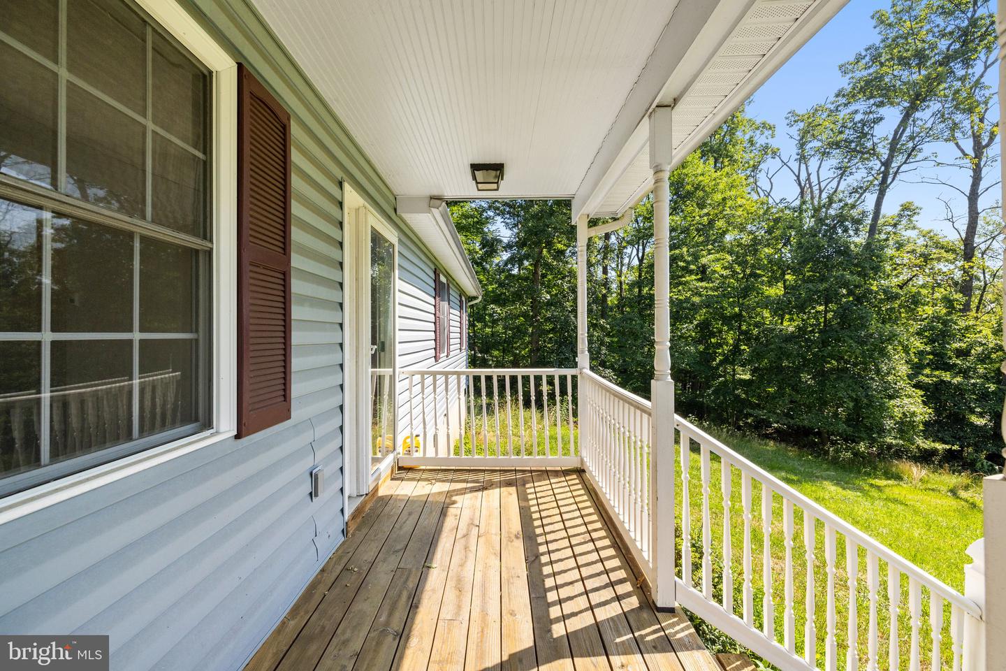 1000 HICKORY TRL, WINCHESTER, Virginia 22602, 3 Bedrooms Bedrooms, 7 Rooms Rooms,2 BathroomsBathrooms,Residential,For sale,1000 HICKORY TRL,VAFV2035142 MLS # VAFV2035142