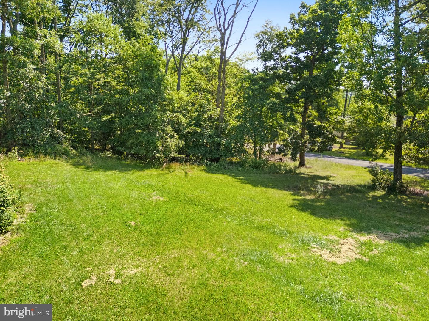 1000 HICKORY TRL, WINCHESTER, Virginia 22602, 3 Bedrooms Bedrooms, 7 Rooms Rooms,2 BathroomsBathrooms,Residential,For sale,1000 HICKORY TRL,VAFV2035142 MLS # VAFV2035142