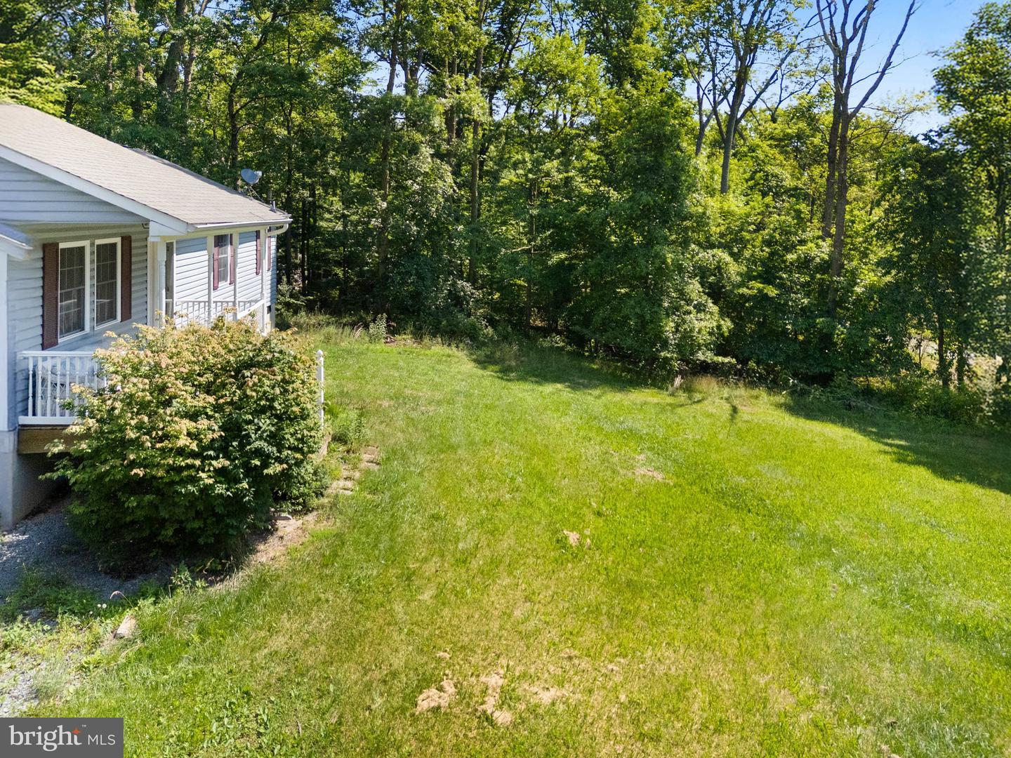 1000 HICKORY TRL, WINCHESTER, Virginia 22602, 3 Bedrooms Bedrooms, 7 Rooms Rooms,2 BathroomsBathrooms,Residential,For sale,1000 HICKORY TRL,VAFV2035142 MLS # VAFV2035142