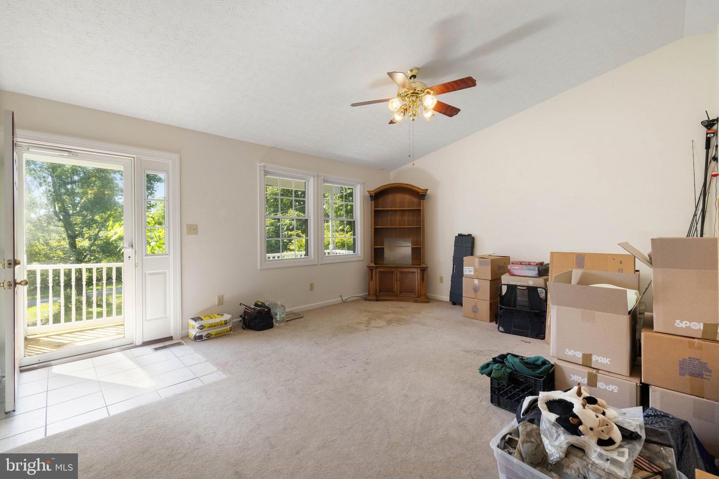 1000 HICKORY TRL, WINCHESTER, Virginia 22602, 3 Bedrooms Bedrooms, 7 Rooms Rooms,2 BathroomsBathrooms,Residential,For sale,1000 HICKORY TRL,VAFV2035142 MLS # VAFV2035142