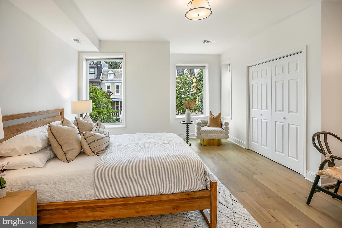 64 V ST NW, WASHINGTON, District Of Columbia 20001, 6 Bedrooms Bedrooms, ,3 BathroomsBathrooms,Residential,For sale,64 V ST NW,DCDC2208156 MLS # DCDC2208156