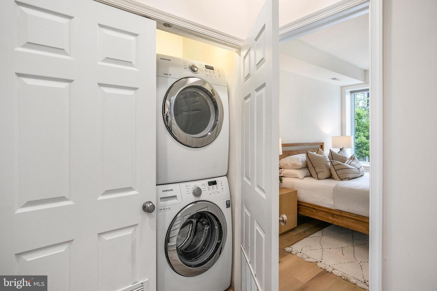 64 V ST NW, WASHINGTON, District Of Columbia 20001, 6 Bedrooms Bedrooms, ,3 BathroomsBathrooms,Residential,For sale,64 V ST NW,DCDC2208156 MLS # DCDC2208156