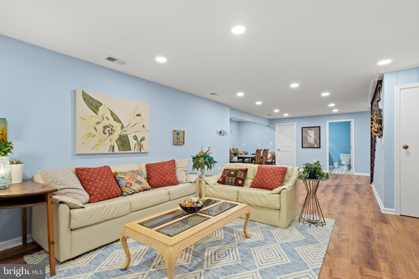 9151 HERMOSA DR, FAIRFAX, Virginia 22031, 5 Bedrooms Bedrooms, ,3 BathroomsBathrooms,Residential,For sale,9151 HERMOSA DR,VAFX2252408 MLS # VAFX2252408