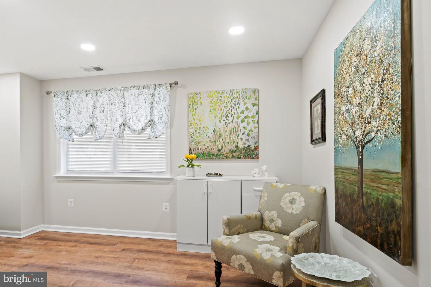9151 HERMOSA DR, FAIRFAX, Virginia 22031, 5 Bedrooms Bedrooms, ,3 BathroomsBathrooms,Residential,For sale,9151 HERMOSA DR,VAFX2252408 MLS # VAFX2252408