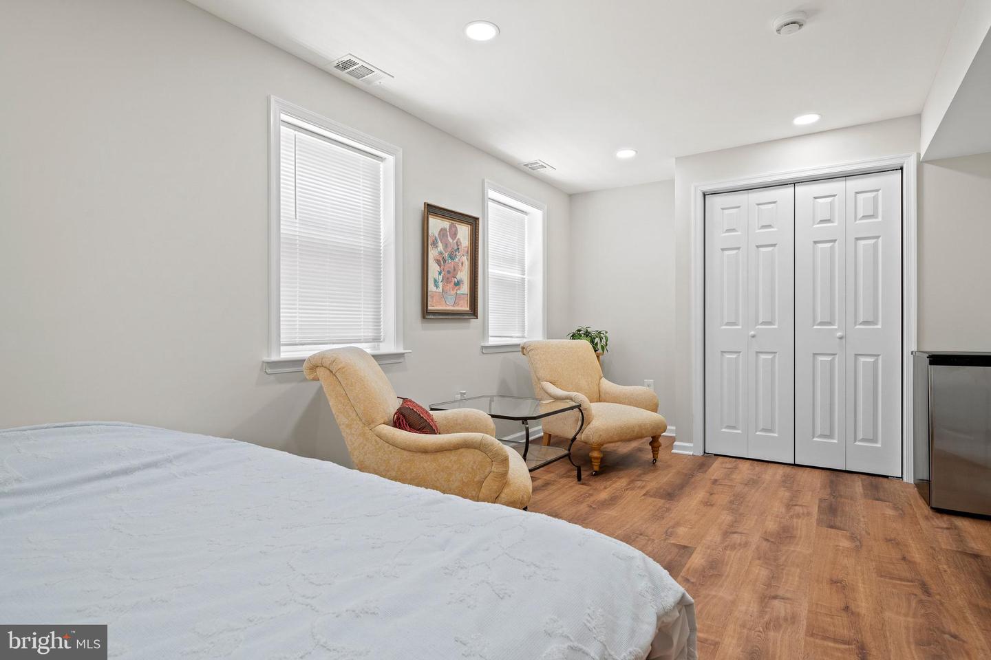 9151 HERMOSA DR, FAIRFAX, Virginia 22031, 5 Bedrooms Bedrooms, ,3 BathroomsBathrooms,Residential,For sale,9151 HERMOSA DR,VAFX2252408 MLS # VAFX2252408