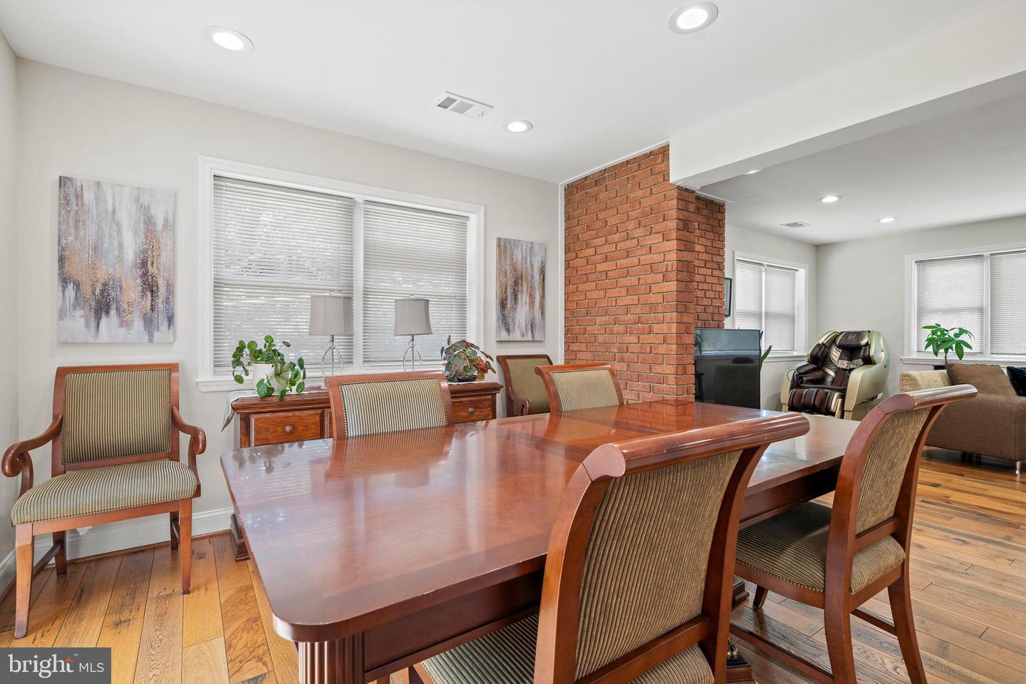 9151 HERMOSA DR, FAIRFAX, Virginia 22031, 5 Bedrooms Bedrooms, ,3 BathroomsBathrooms,Residential,For sale,9151 HERMOSA DR,VAFX2252408 MLS # VAFX2252408