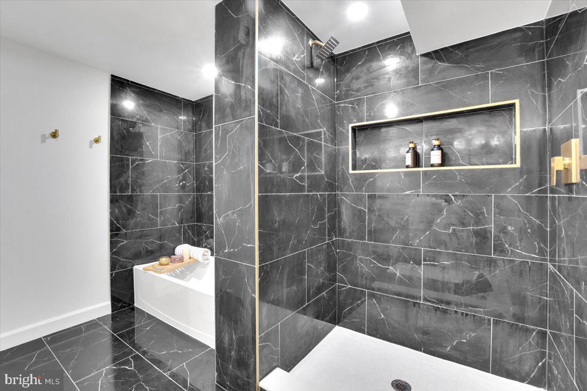 6338 BREN MAR DR, ALEXANDRIA, Virginia 22312, 4 Bedrooms Bedrooms, ,3 BathroomsBathrooms,Residential,For sale,6338 BREN MAR DR,VAFX2252418 MLS # VAFX2252418