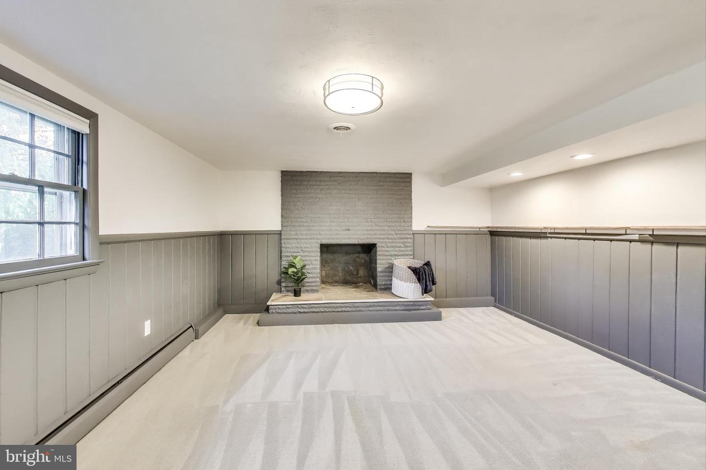 4422 NEPTUNE DR, ALEXANDRIA, Virginia 22309, 4 Bedrooms Bedrooms, ,3 BathroomsBathrooms,Residential,For sale,4422 NEPTUNE DR,VAFX2252426 MLS # VAFX2252426