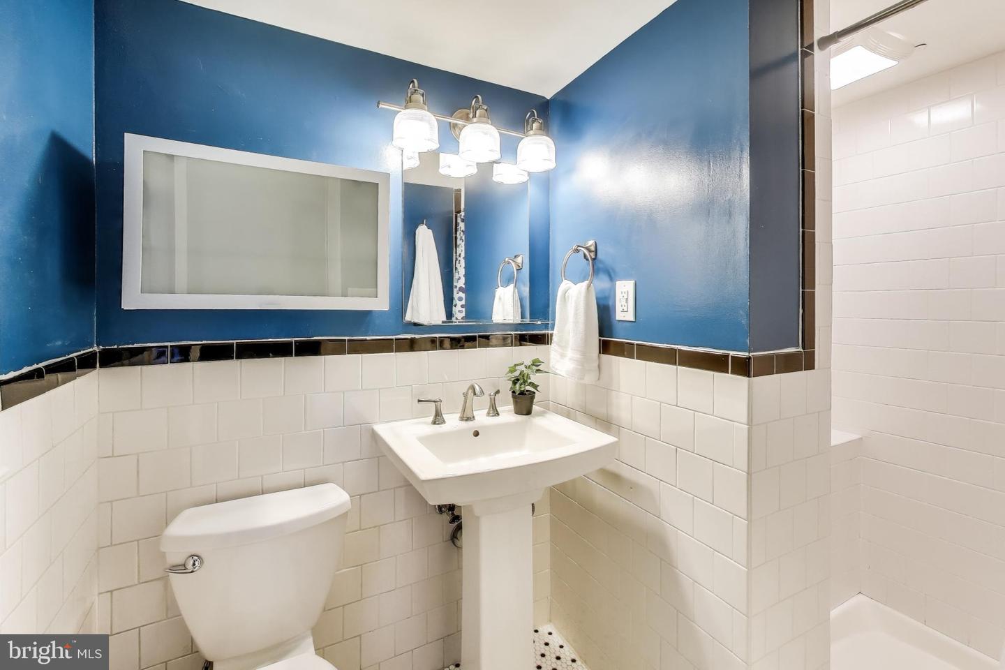 4422 NEPTUNE DR, ALEXANDRIA, Virginia 22309, 4 Bedrooms Bedrooms, ,3 BathroomsBathrooms,Residential,For sale,4422 NEPTUNE DR,VAFX2252426 MLS # VAFX2252426