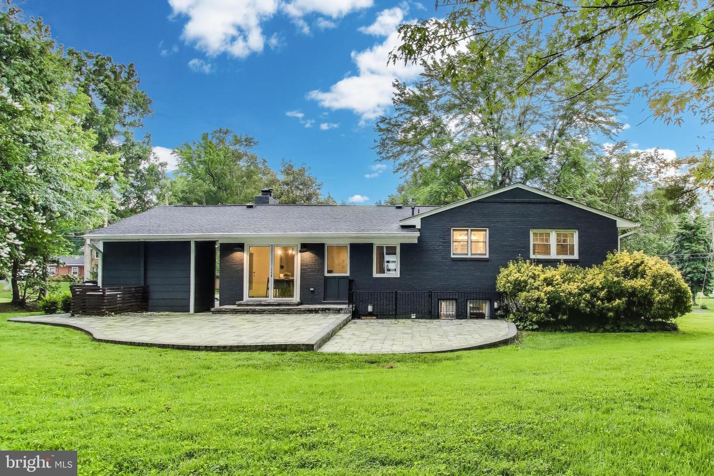 4422 NEPTUNE DR, ALEXANDRIA, Virginia 22309, 4 Bedrooms Bedrooms, ,3 BathroomsBathrooms,Residential,For sale,4422 NEPTUNE DR,VAFX2252426 MLS # VAFX2252426
