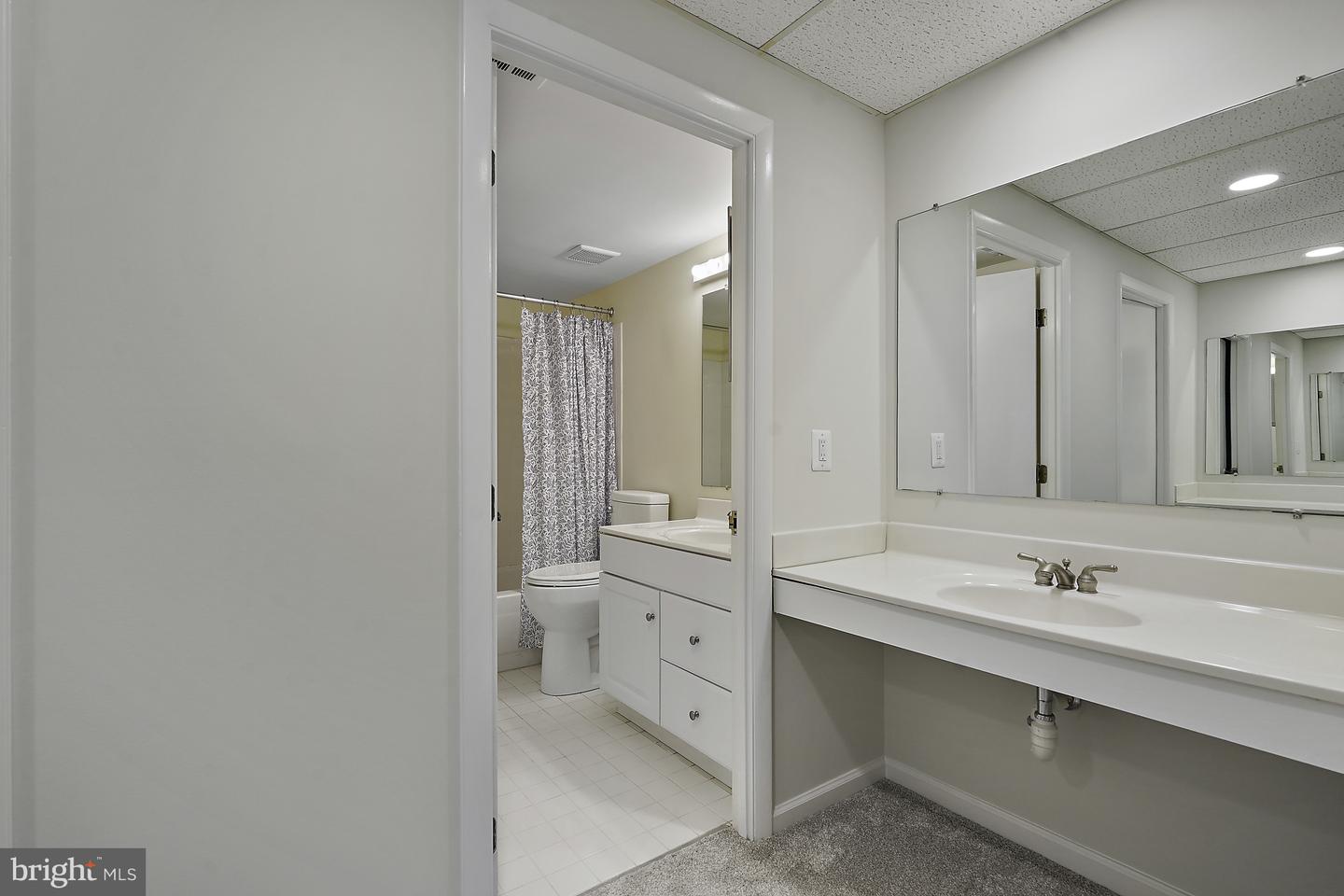 10300 BUSHMAN DR #102, OAKTON, Virginia 22124, 2 Bedrooms Bedrooms, ,2 BathroomsBathrooms,Residential,For sale,10300 BUSHMAN DR #102,VAFX2252368 MLS # VAFX2252368