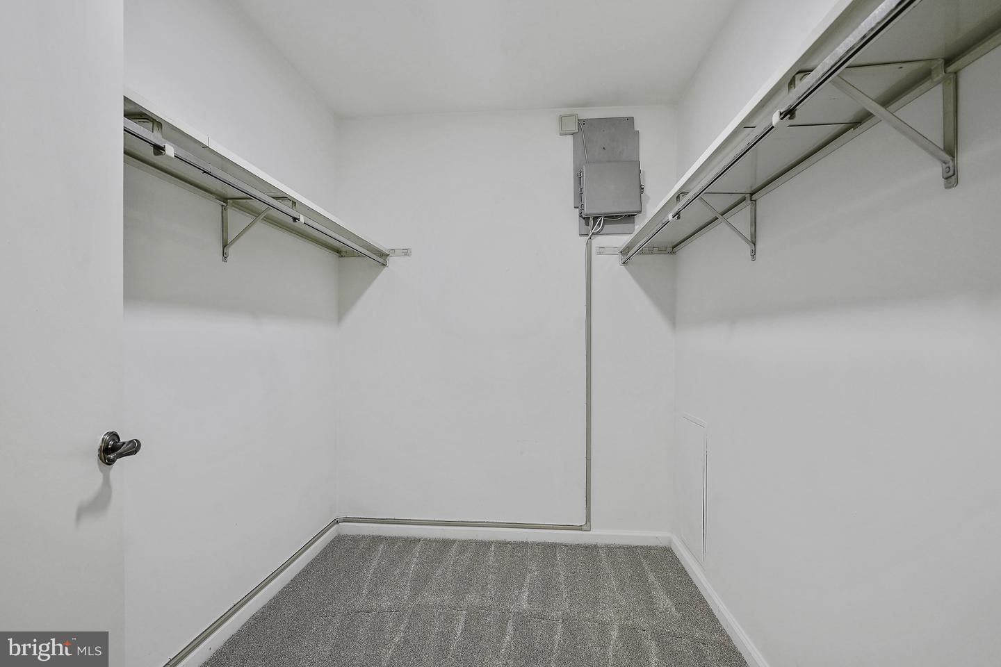 10300 BUSHMAN DR #102, OAKTON, Virginia 22124, 2 Bedrooms Bedrooms, ,2 BathroomsBathrooms,Residential,For sale,10300 BUSHMAN DR #102,VAFX2252368 MLS # VAFX2252368