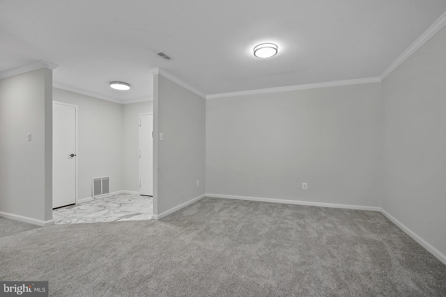 10300 BUSHMAN DR #102, OAKTON, Virginia 22124, 2 Bedrooms Bedrooms, ,2 BathroomsBathrooms,Residential,For sale,10300 BUSHMAN DR #102,VAFX2252368 MLS # VAFX2252368