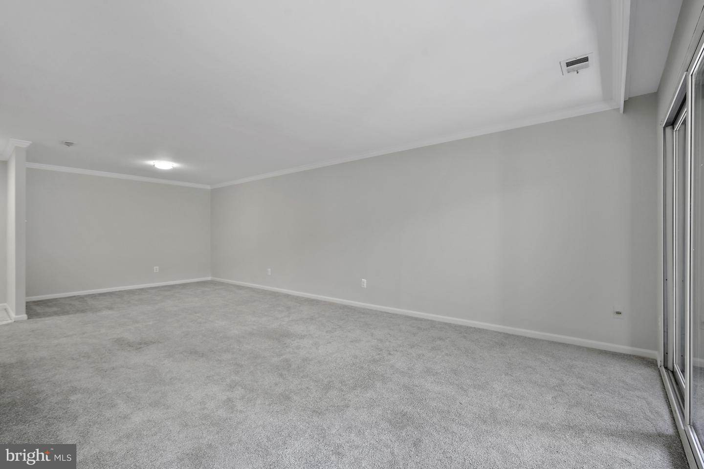 10300 BUSHMAN DR #102, OAKTON, Virginia 22124, 2 Bedrooms Bedrooms, ,2 BathroomsBathrooms,Residential,For sale,10300 BUSHMAN DR #102,VAFX2252368 MLS # VAFX2252368