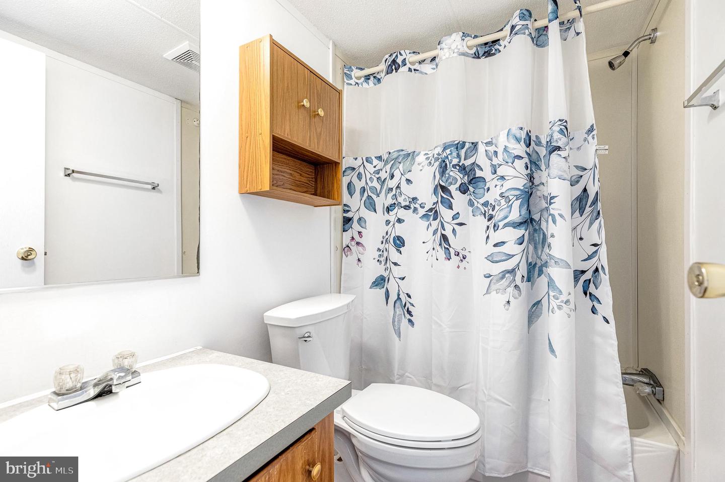 640 RIDGE RD, WARSAW, Virginia 22572, 2 Bedrooms Bedrooms, 5 Rooms Rooms,2 BathroomsBathrooms,Residential,For sale,640 RIDGE RD,VARV2000528 MLS # VARV2000528