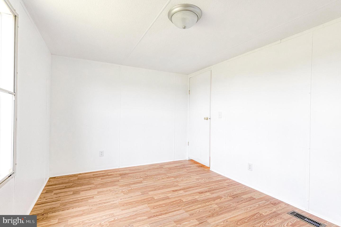 640 RIDGE RD, WARSAW, Virginia 22572, 2 Bedrooms Bedrooms, 5 Rooms Rooms,2 BathroomsBathrooms,Residential,For sale,640 RIDGE RD,VARV2000528 MLS # VARV2000528