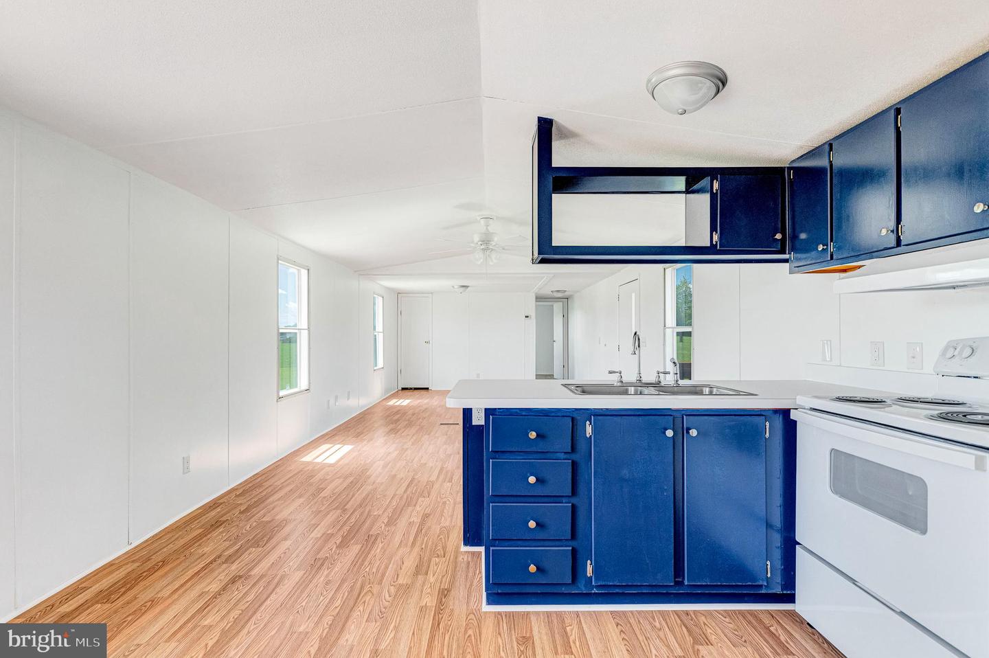640 RIDGE RD, WARSAW, Virginia 22572, 2 Bedrooms Bedrooms, 5 Rooms Rooms,2 BathroomsBathrooms,Residential,For sale,640 RIDGE RD,VARV2000528 MLS # VARV2000528