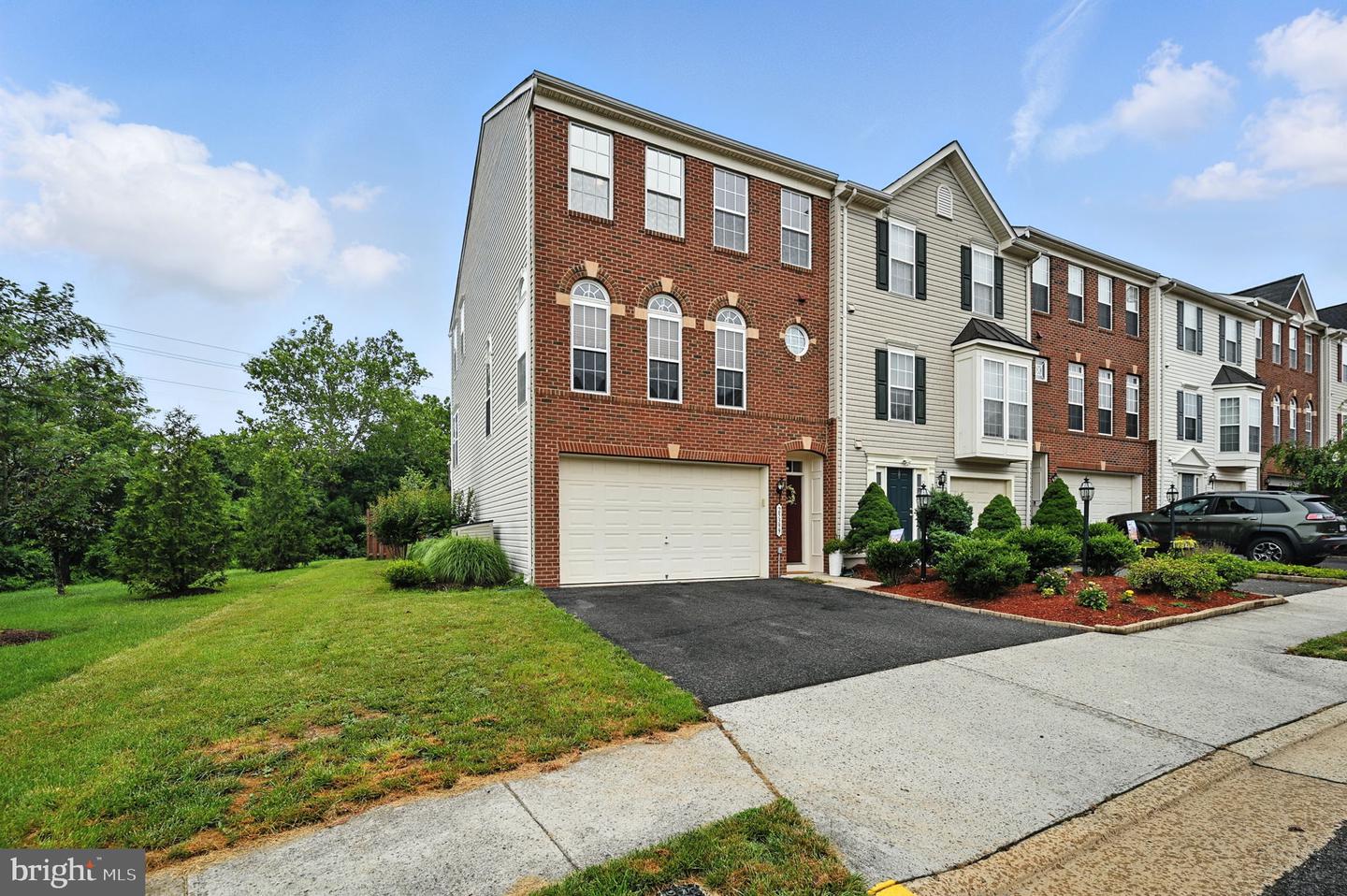 25399 PEACEFUL TER, ALDIE, Virginia 20105, 3 Bedrooms Bedrooms, ,2 BathroomsBathrooms,Residential,For sale,25399 PEACEFUL TER,VALO2100694 MLS # VALO2100694