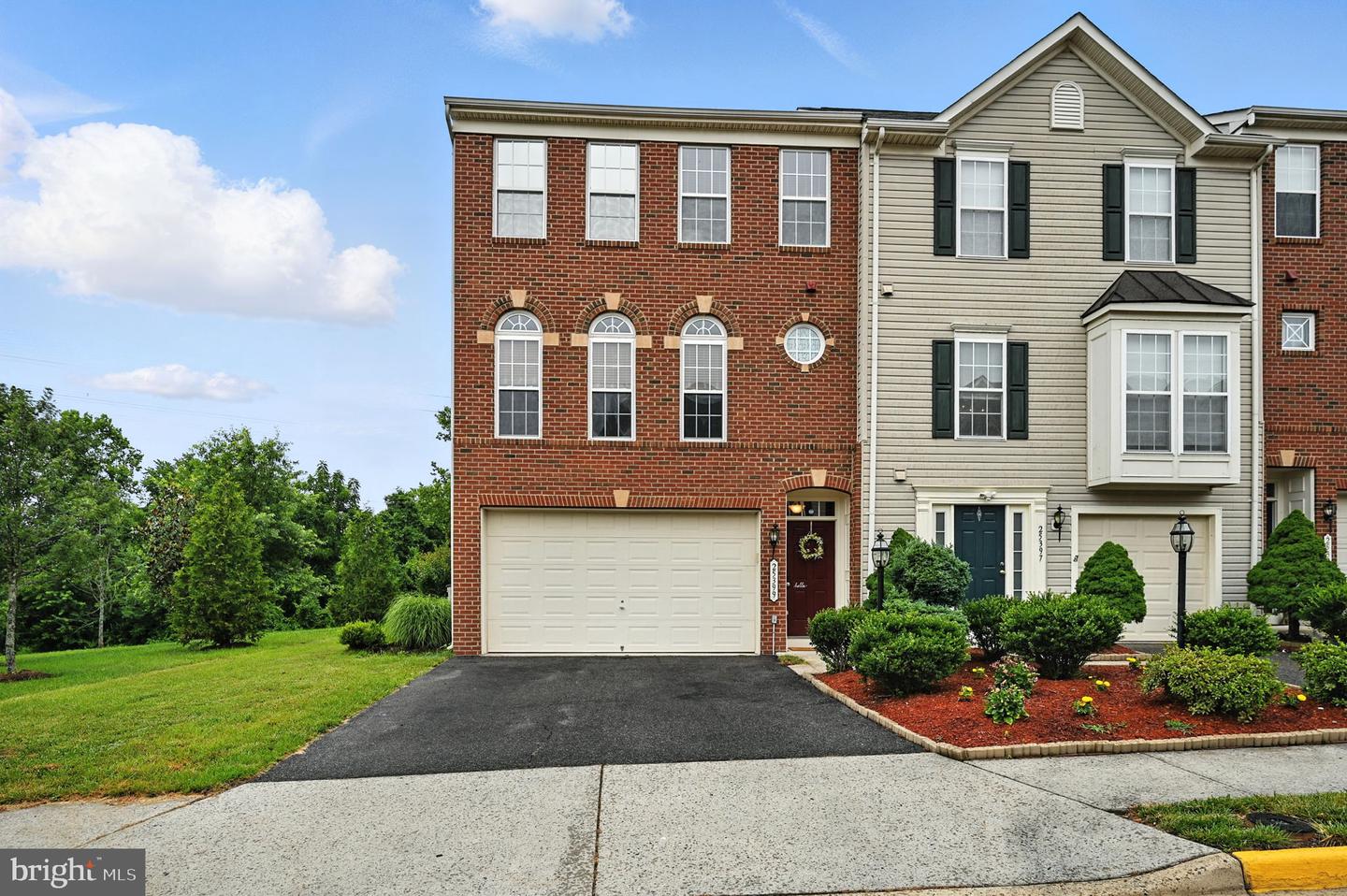 25399 PEACEFUL TER, ALDIE, Virginia 20105, 3 Bedrooms Bedrooms, ,2 BathroomsBathrooms,Residential,For sale,25399 PEACEFUL TER,VALO2100694 MLS # VALO2100694