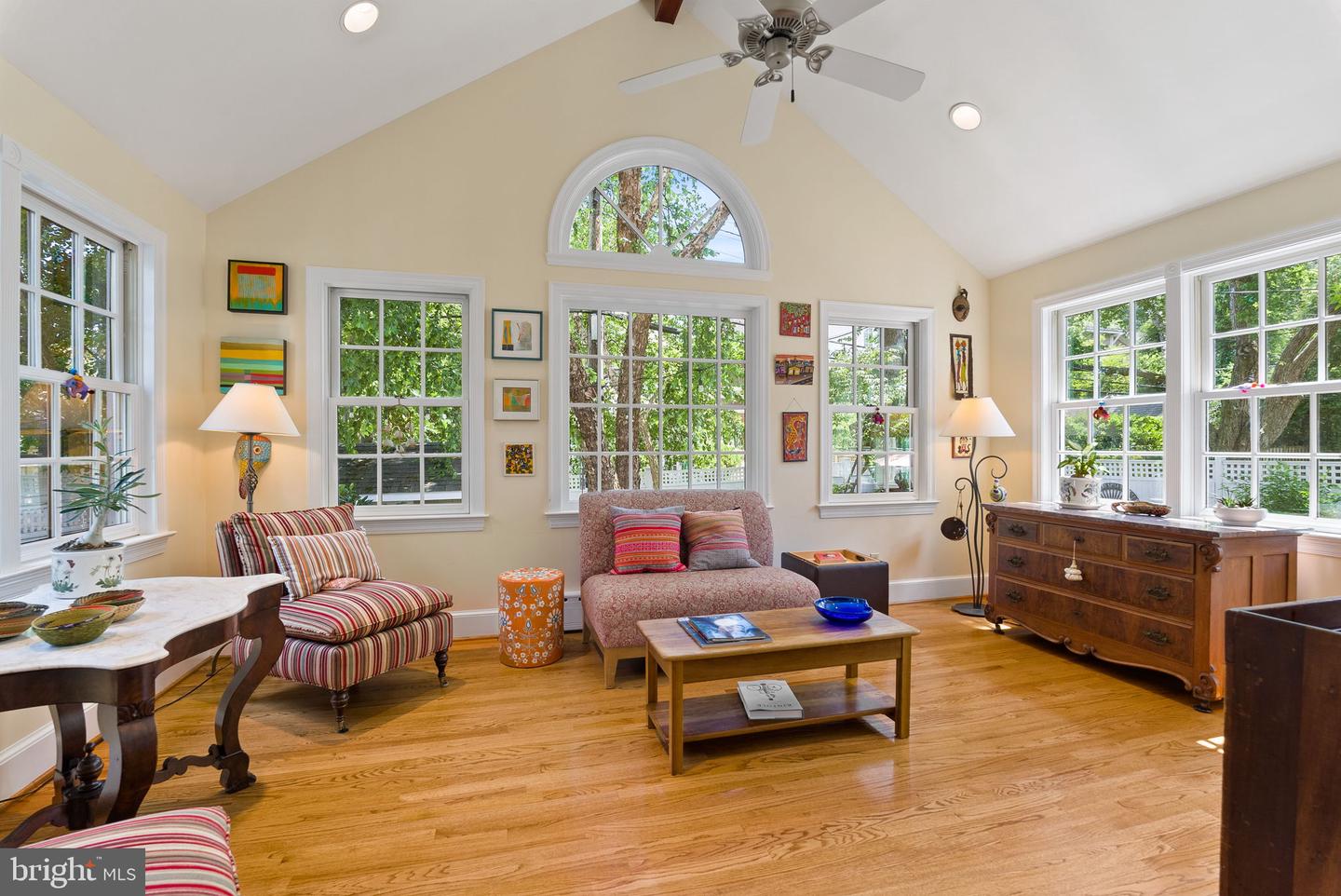 304 SUMMERS DR, ALEXANDRIA, Virginia 22301, 4 Bedrooms Bedrooms, ,4 BathroomsBathrooms,Residential,For sale,304 SUMMERS DR,VAAX2047000 MLS # VAAX2047000
