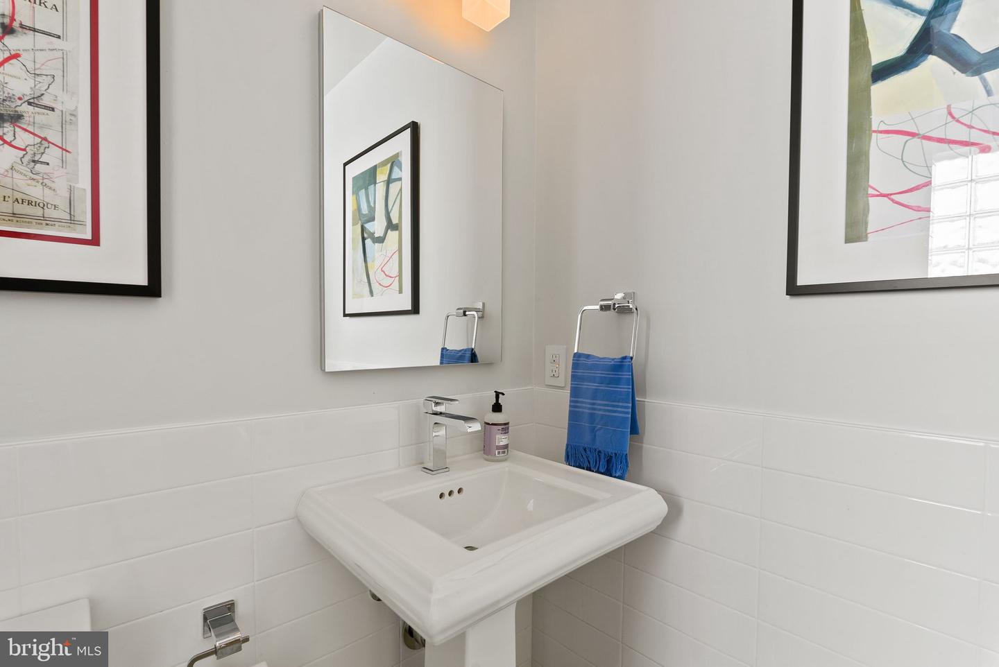 304 SUMMERS DR, ALEXANDRIA, Virginia 22301, 4 Bedrooms Bedrooms, ,4 BathroomsBathrooms,Residential,For sale,304 SUMMERS DR,VAAX2047000 MLS # VAAX2047000