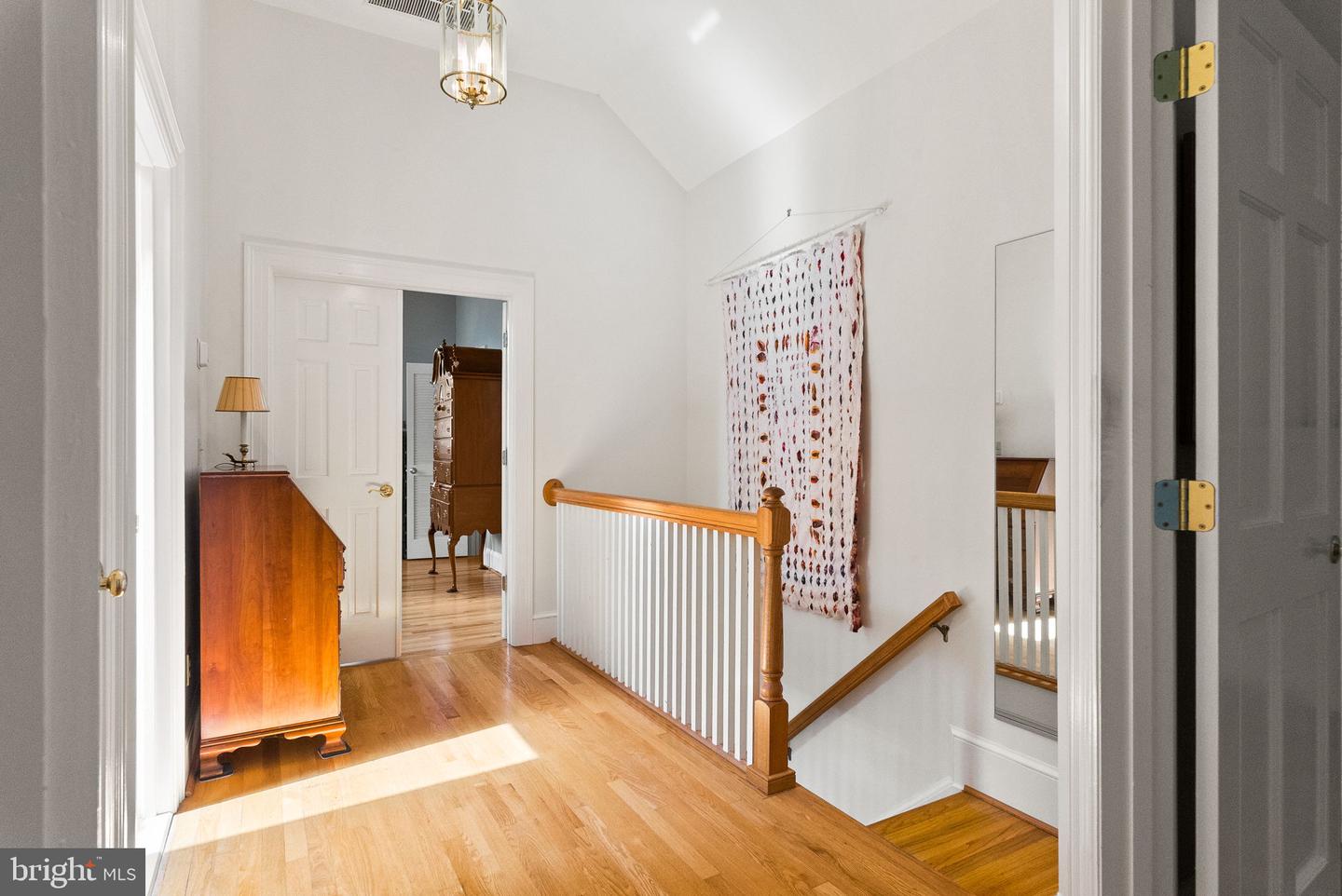 304 SUMMERS DR, ALEXANDRIA, Virginia 22301, 4 Bedrooms Bedrooms, ,4 BathroomsBathrooms,Residential,For sale,304 SUMMERS DR,VAAX2047000 MLS # VAAX2047000
