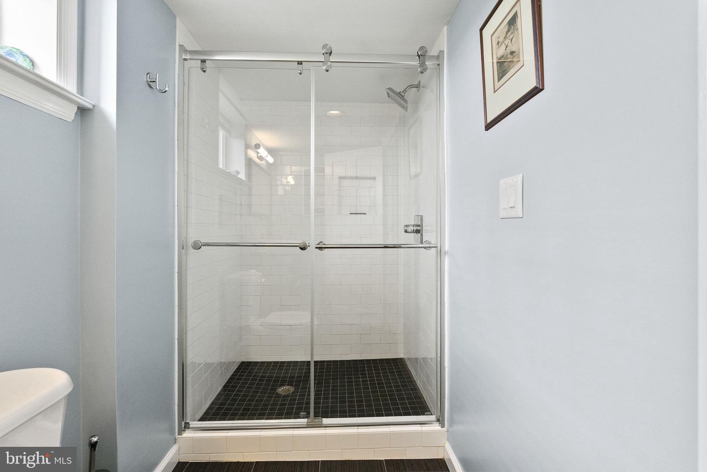 304 SUMMERS DR, ALEXANDRIA, Virginia 22301, 4 Bedrooms Bedrooms, ,4 BathroomsBathrooms,Residential,For sale,304 SUMMERS DR,VAAX2047000 MLS # VAAX2047000