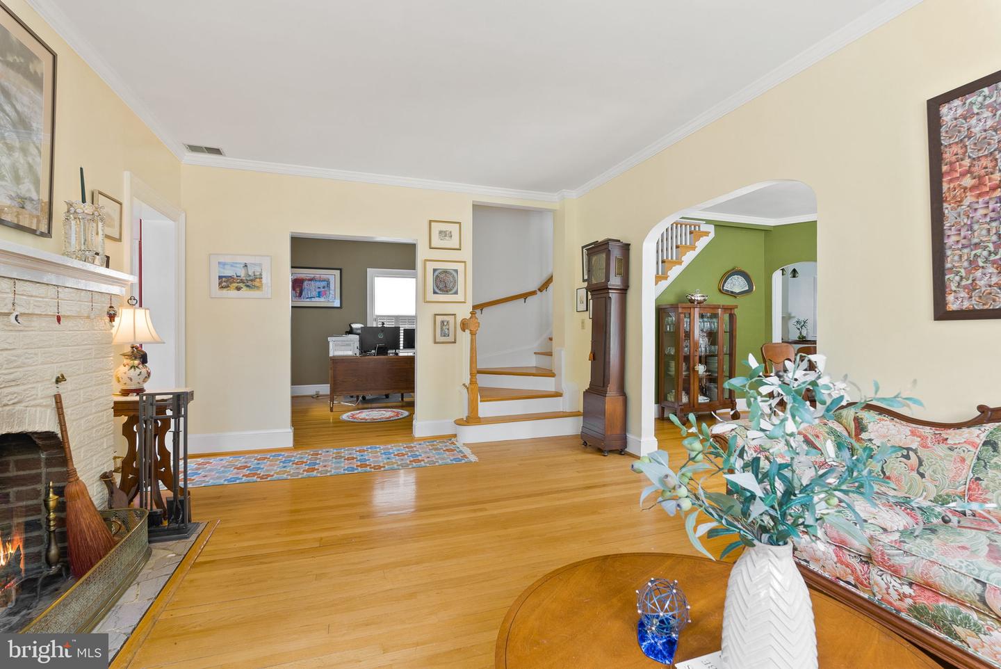 304 SUMMERS DR, ALEXANDRIA, Virginia 22301, 4 Bedrooms Bedrooms, ,4 BathroomsBathrooms,Residential,For sale,304 SUMMERS DR,VAAX2047000 MLS # VAAX2047000