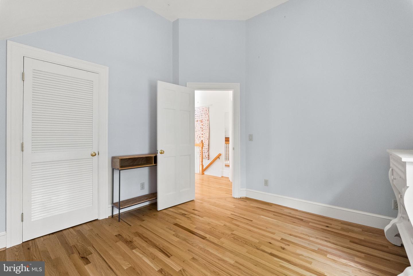 304 SUMMERS DR, ALEXANDRIA, Virginia 22301, 4 Bedrooms Bedrooms, ,4 BathroomsBathrooms,Residential,For sale,304 SUMMERS DR,VAAX2047000 MLS # VAAX2047000