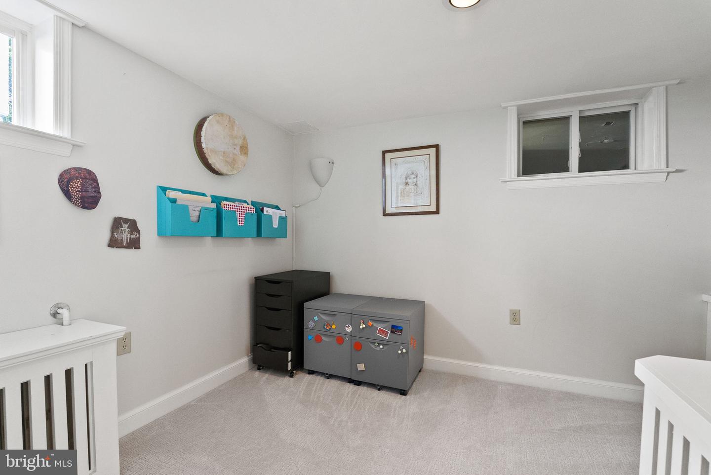 304 SUMMERS DR, ALEXANDRIA, Virginia 22301, 4 Bedrooms Bedrooms, ,4 BathroomsBathrooms,Residential,For sale,304 SUMMERS DR,VAAX2047000 MLS # VAAX2047000