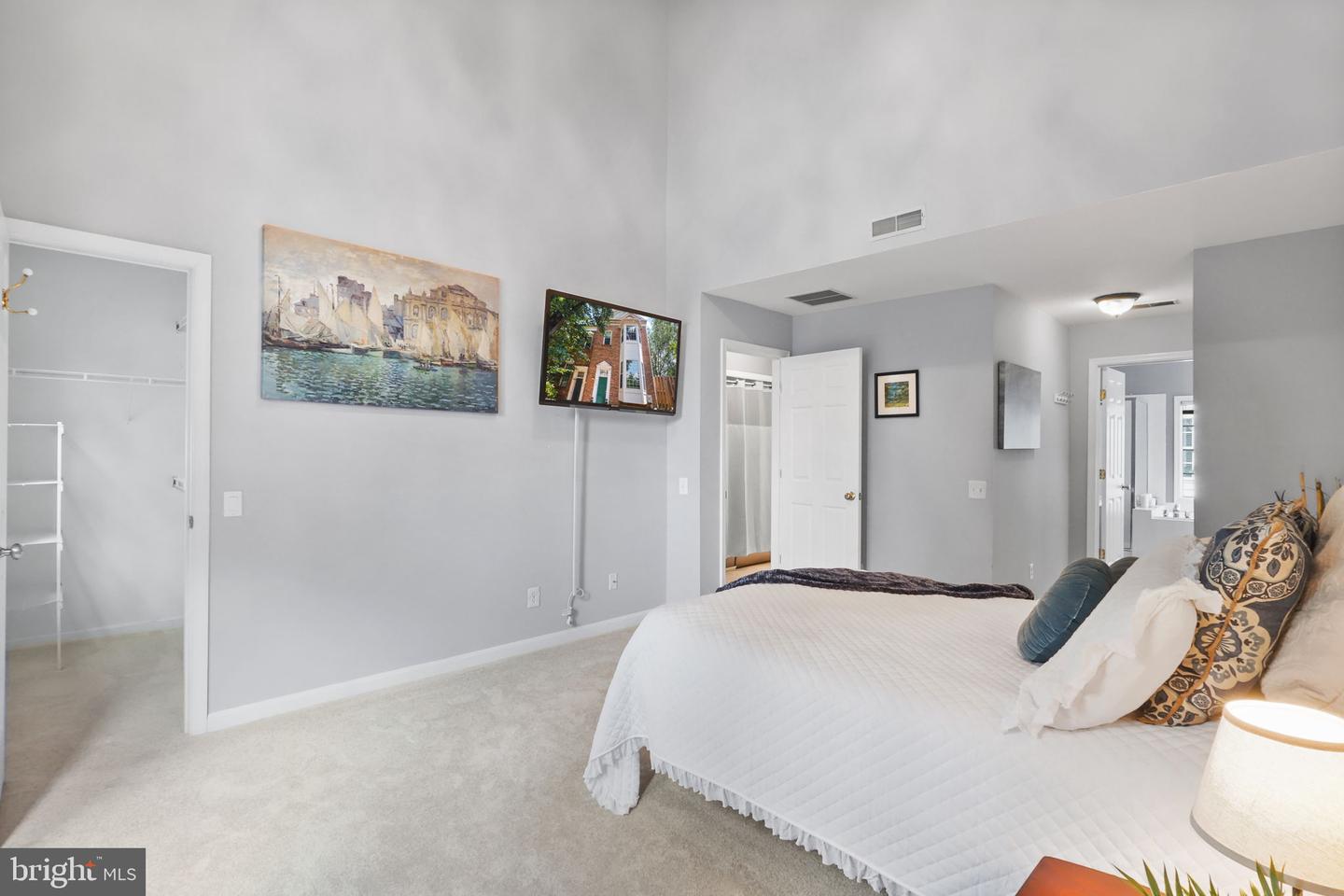 6038 LINCOLNIA RD, ALEXANDRIA, Virginia 22312, 3 Bedrooms Bedrooms, ,3 BathroomsBathrooms,Residential,For sale,6038 LINCOLNIA RD,VAAX2047020 MLS # VAAX2047020