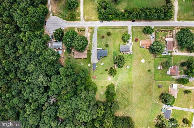 21116 LEONARD DR, SUTHERLAND, Virginia 23885, 3 Bedrooms Bedrooms, 5 Rooms Rooms,1 BathroomBathrooms,Residential,For sale,21116 LEONARD DR,VADW2000044 MLS # VADW2000044