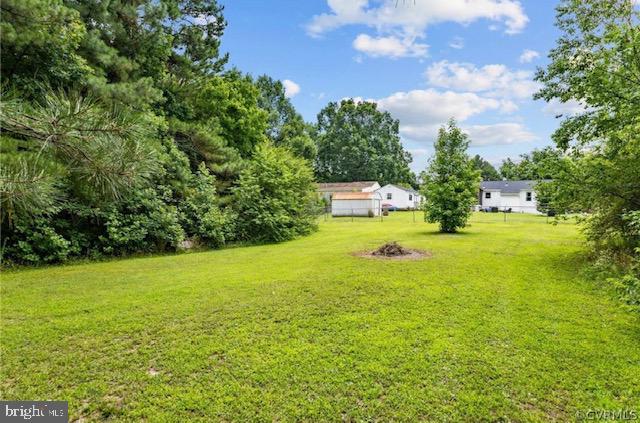 21116 LEONARD DR, SUTHERLAND, Virginia 23885, 3 Bedrooms Bedrooms, 5 Rooms Rooms,1 BathroomBathrooms,Residential,For sale,21116 LEONARD DR,VADW2000044 MLS # VADW2000044