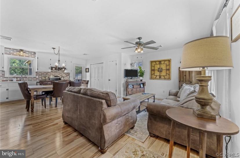 21116 LEONARD DR, SUTHERLAND, Virginia 23885, 3 Bedrooms Bedrooms, 5 Rooms Rooms,1 BathroomBathrooms,Residential,For sale,21116 LEONARD DR,VADW2000044 MLS # VADW2000044