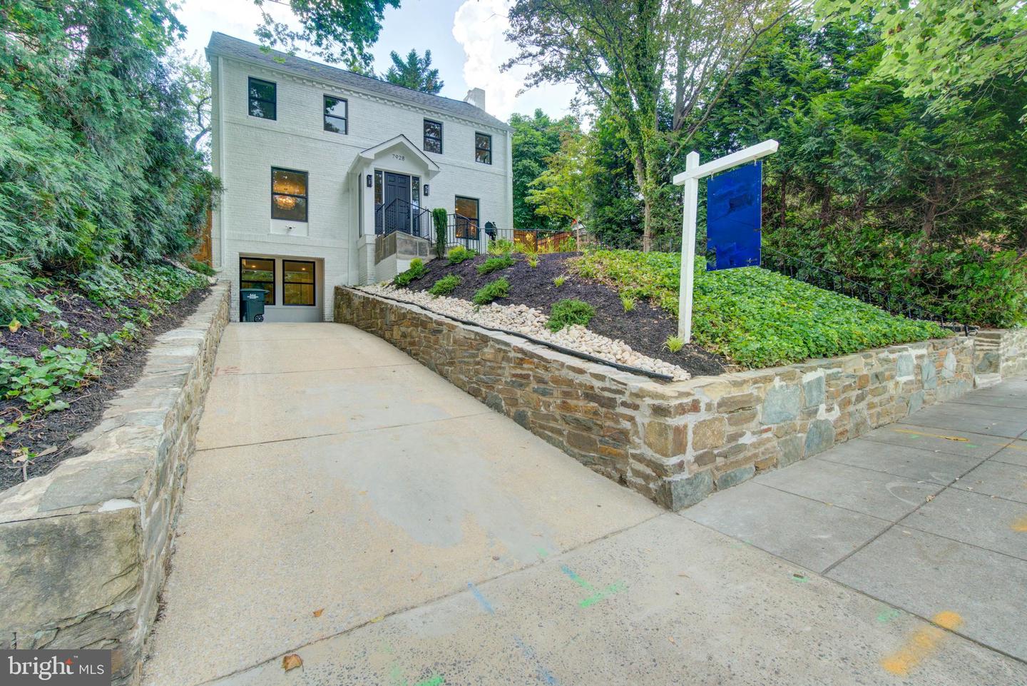 7928 16TH ST NW, WASHINGTON, District Of Columbia 20012, 5 Bedrooms Bedrooms, 7 Rooms Rooms,4 BathroomsBathrooms,Residential,For sale,7928 16TH ST NW,DCDC2208232 MLS # DCDC2208232