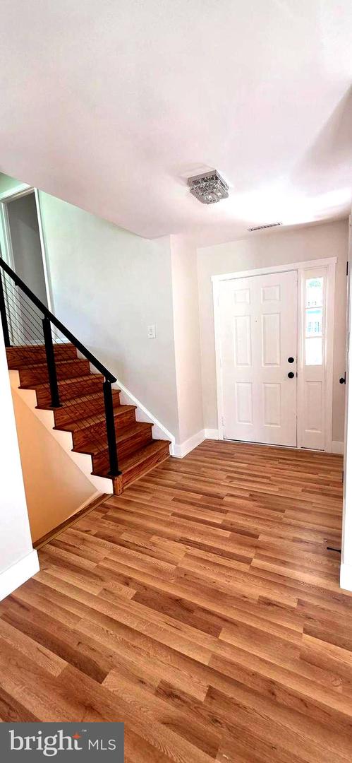 3478 PENCE CT, ANNANDALE, Virginia 22003, 4 Bedrooms Bedrooms, ,3 BathroomsBathrooms,Residential,For sale,3478 PENCE CT,VAFX2252478 MLS # VAFX2252478