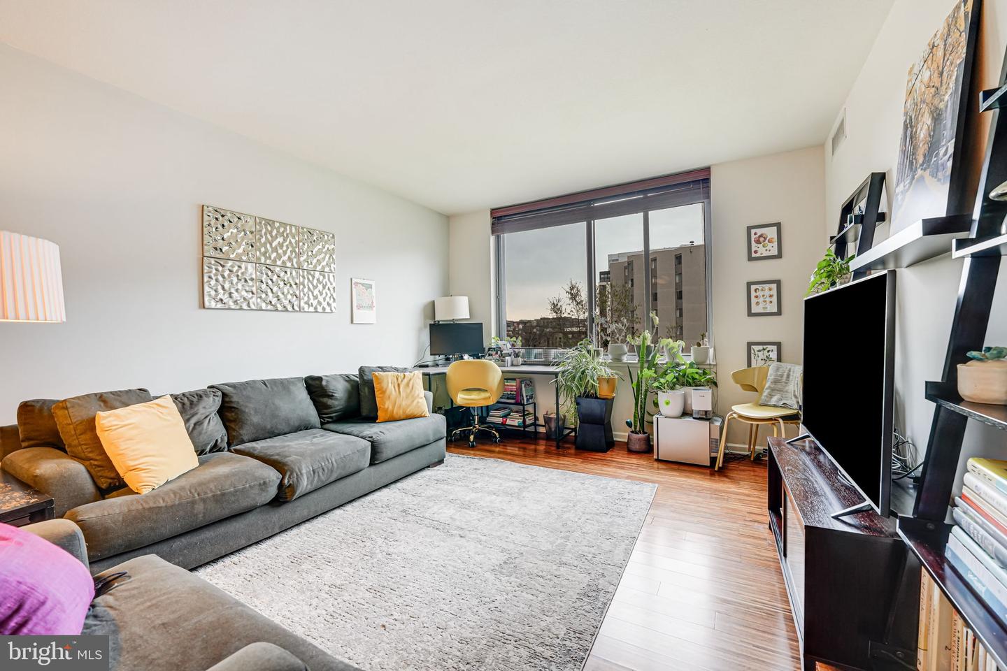 440 L ST NW #513, WASHINGTON, District Of Columbia 20001, 2 Bedrooms Bedrooms, ,1 BathroomBathrooms,Residential,For sale,440 L ST NW #513,DCDC2208304 MLS # DCDC2208304