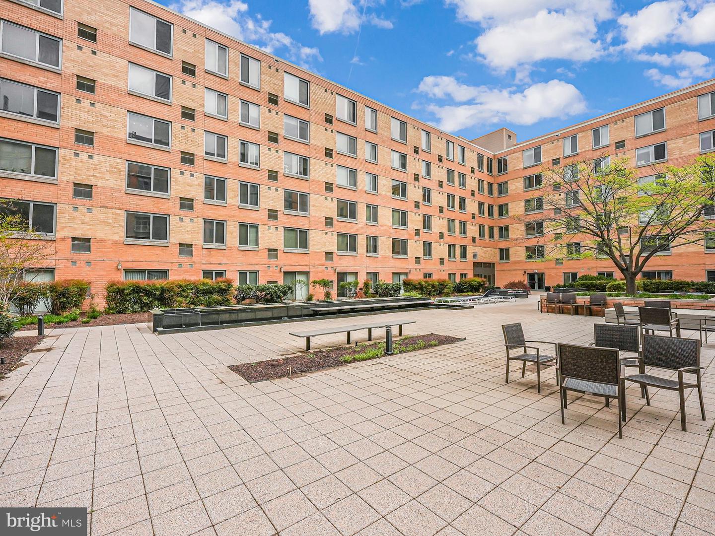 440 L ST NW #513, WASHINGTON, District Of Columbia 20001, 2 Bedrooms Bedrooms, ,1 BathroomBathrooms,Residential,For sale,440 L ST NW #513,DCDC2208304 MLS # DCDC2208304
