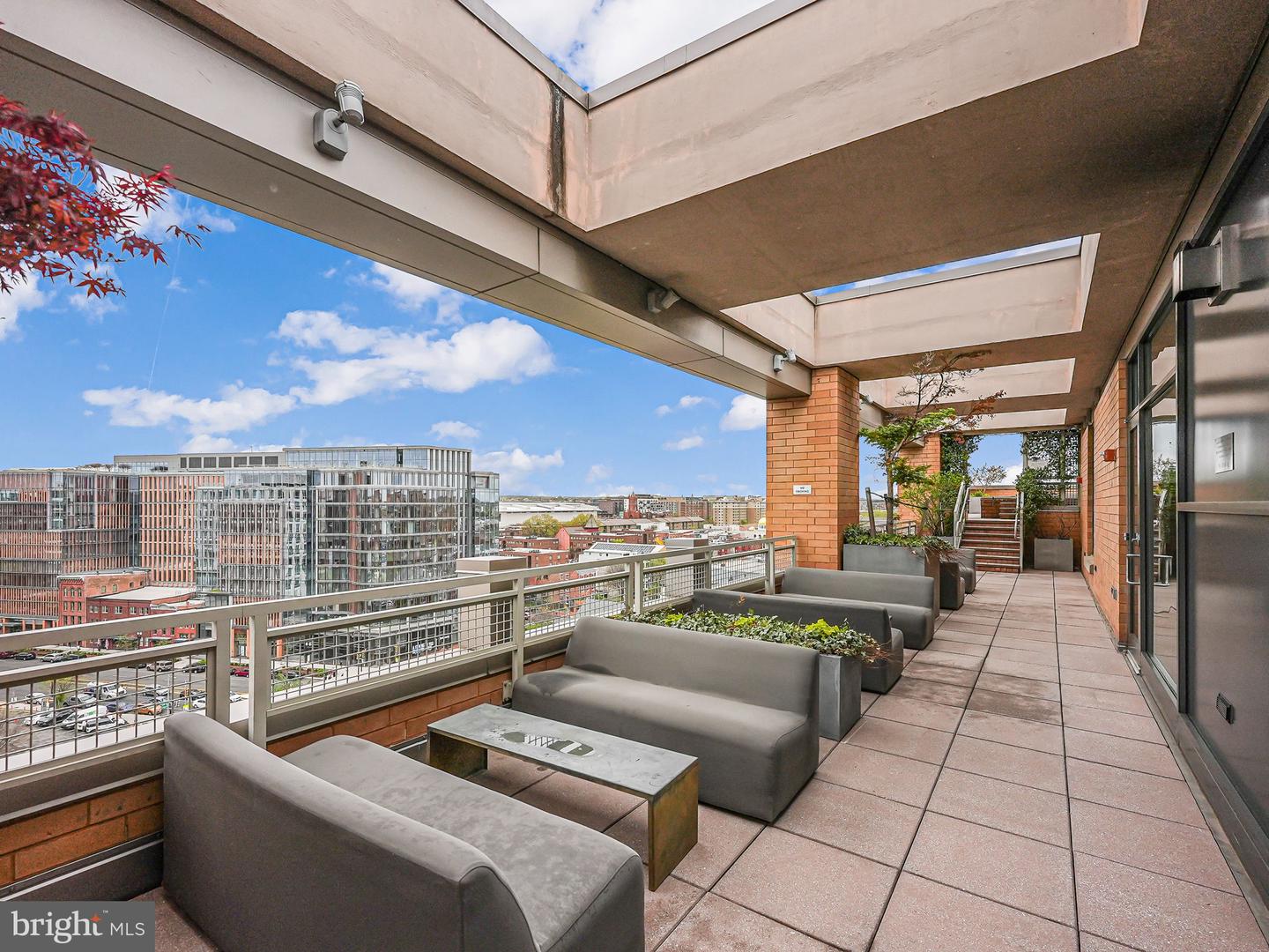 440 L ST NW #513, WASHINGTON, District Of Columbia 20001, 2 Bedrooms Bedrooms, ,1 BathroomBathrooms,Residential,For sale,440 L ST NW #513,DCDC2208304 MLS # DCDC2208304
