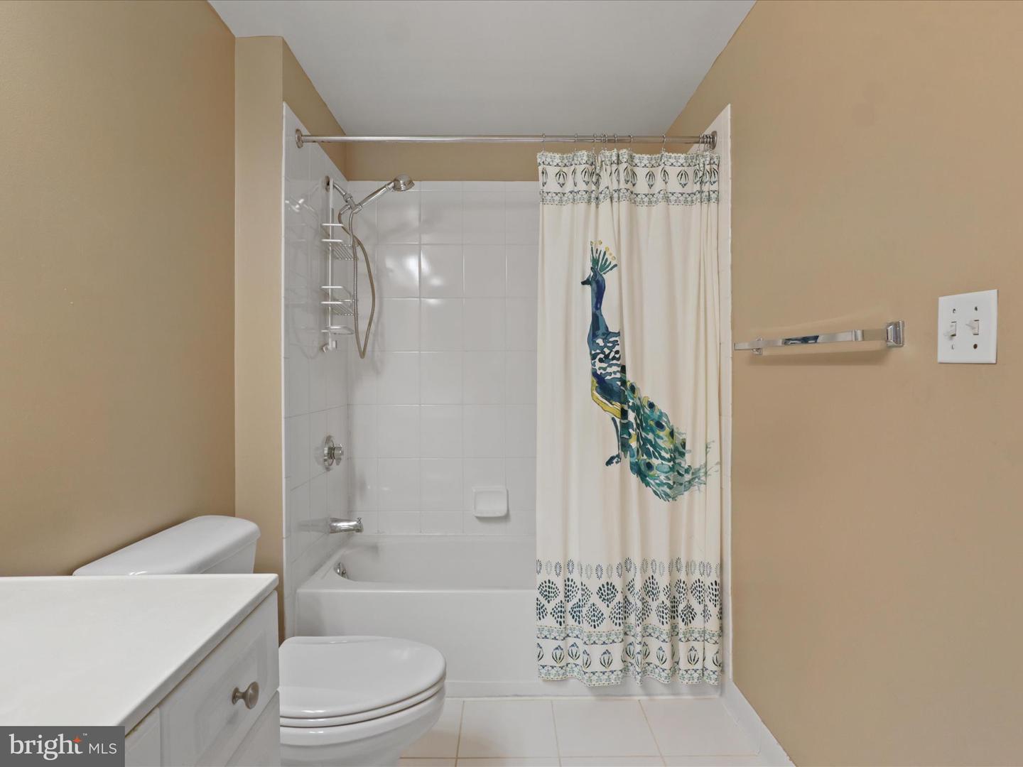 2726 GALLOWS RD #411, VIENNA, Virginia 22180, 2 Bedrooms Bedrooms, ,2 BathroomsBathrooms,Residential,For sale,2726 GALLOWS RD #411,VAFX2252532 MLS # VAFX2252532