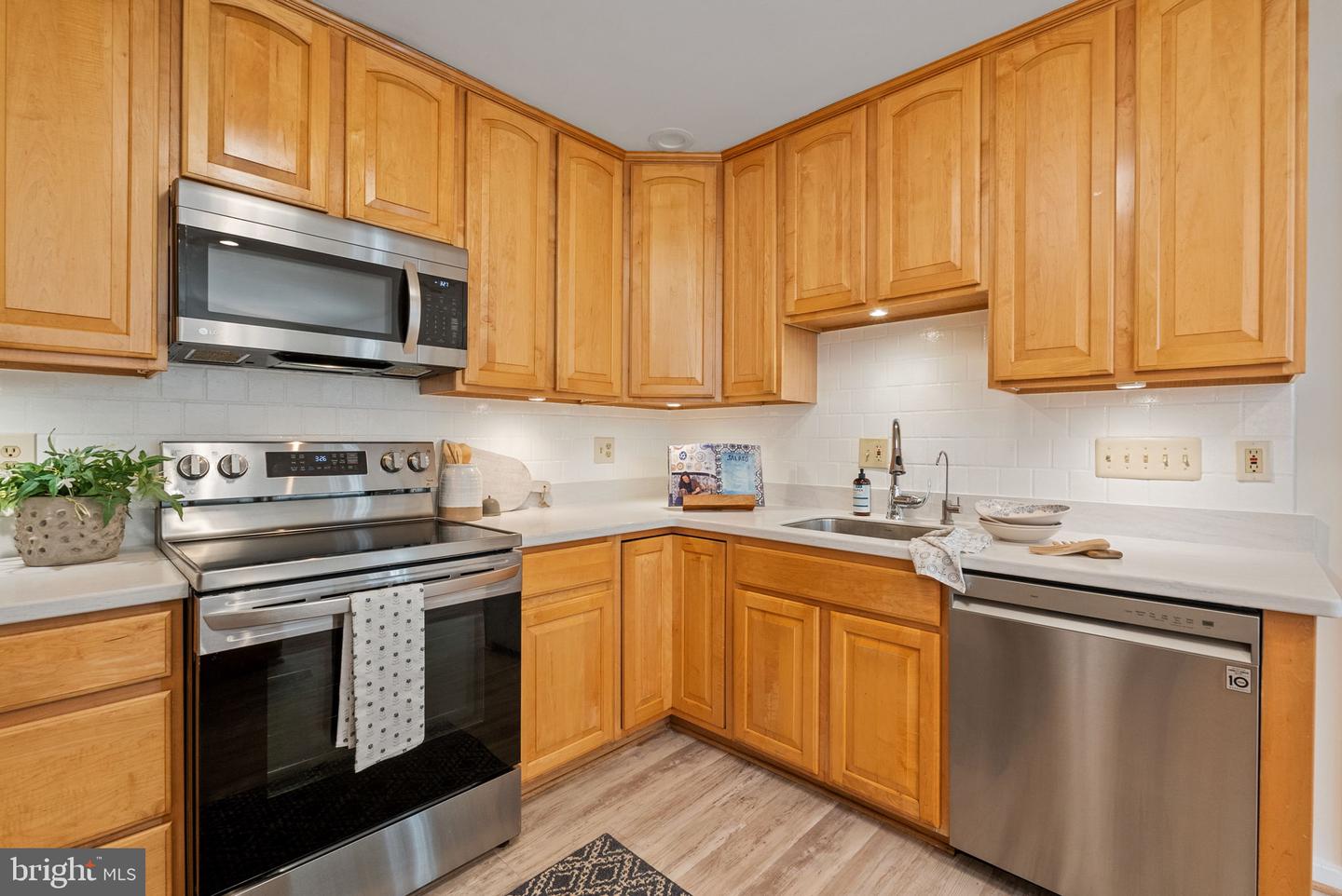 8700 BLUEDALE ST, ALEXANDRIA, Virginia 22308, 4 Bedrooms Bedrooms, ,2 BathroomsBathrooms,Residential,For sale,8700 BLUEDALE ST,VAFX2252546 MLS # VAFX2252546