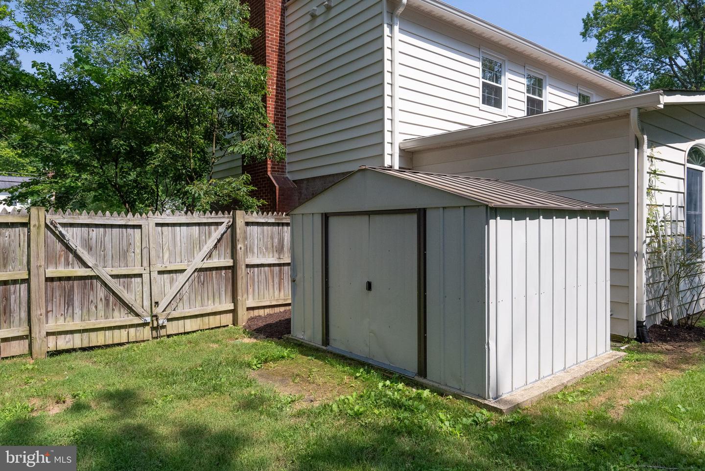 8700 BLUEDALE ST, ALEXANDRIA, Virginia 22308, 4 Bedrooms Bedrooms, ,2 BathroomsBathrooms,Residential,For sale,8700 BLUEDALE ST,VAFX2252546 MLS # VAFX2252546