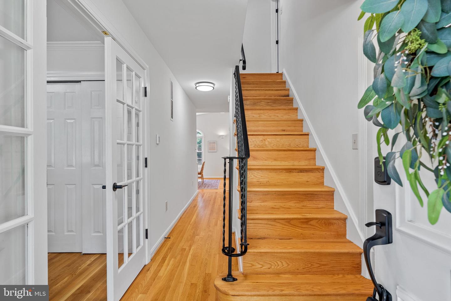 8700 BLUEDALE ST, ALEXANDRIA, Virginia 22308, 4 Bedrooms Bedrooms, ,2 BathroomsBathrooms,Residential,For sale,8700 BLUEDALE ST,VAFX2252546 MLS # VAFX2252546