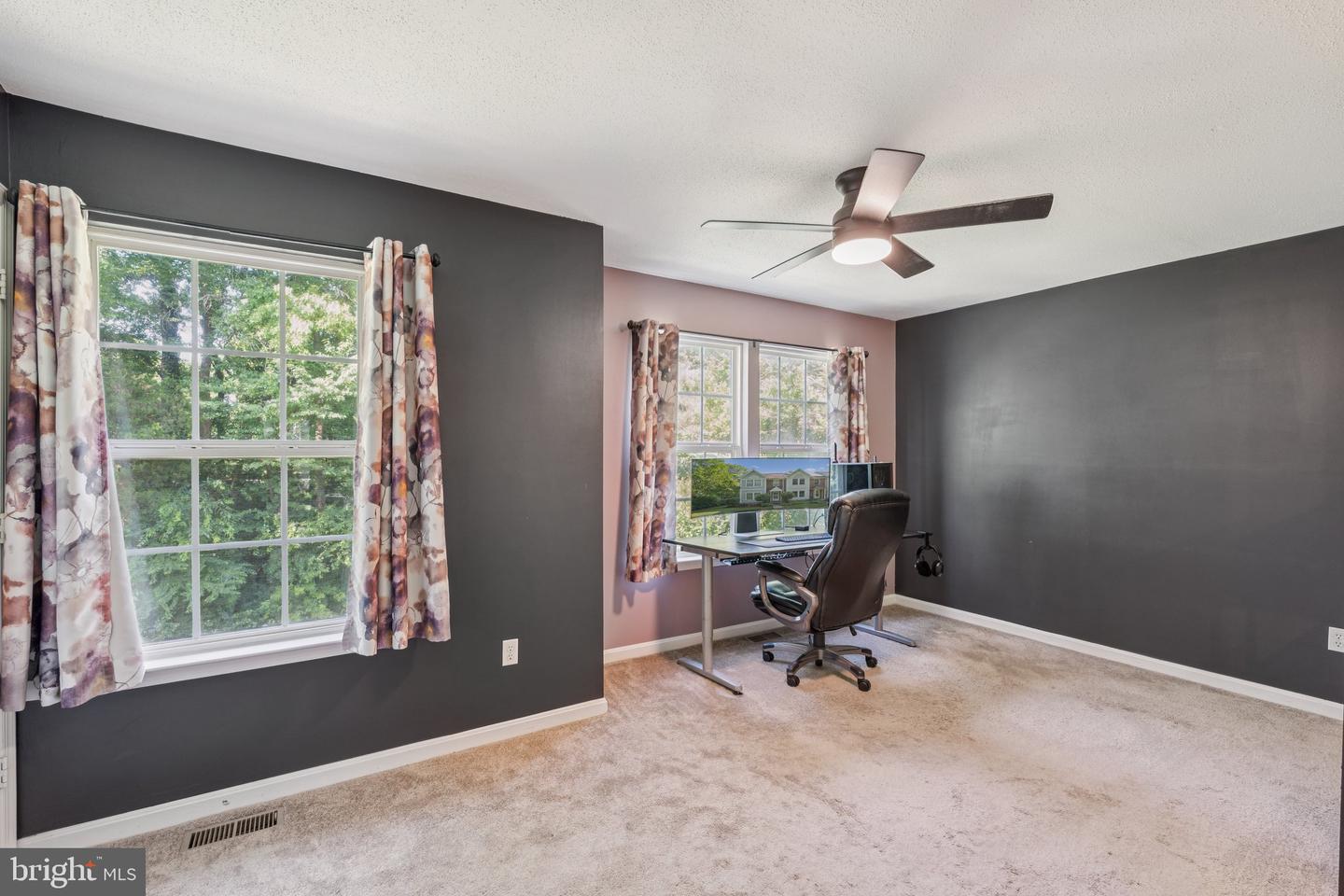 101 CLAIBORNE AVE, FREDERICKSBURG, Virginia 22405, 2 Bedrooms Bedrooms, ,2 BathroomsBathrooms,Residential,For sale,101 CLAIBORNE AVE,VAST2040338 MLS # VAST2040338