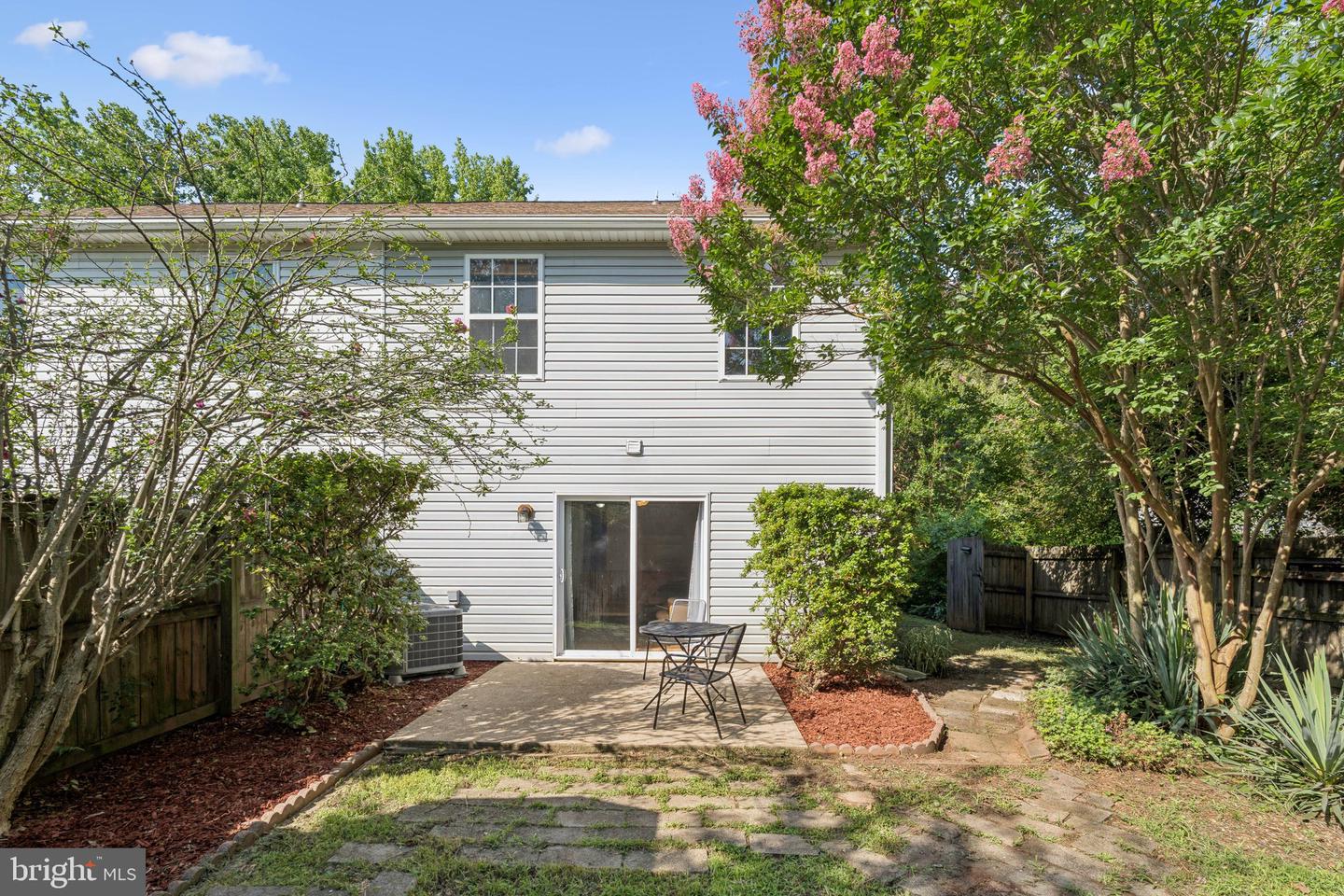 101 CLAIBORNE AVE, FREDERICKSBURG, Virginia 22405, 2 Bedrooms Bedrooms, ,2 BathroomsBathrooms,Residential,For sale,101 CLAIBORNE AVE,VAST2040338 MLS # VAST2040338
