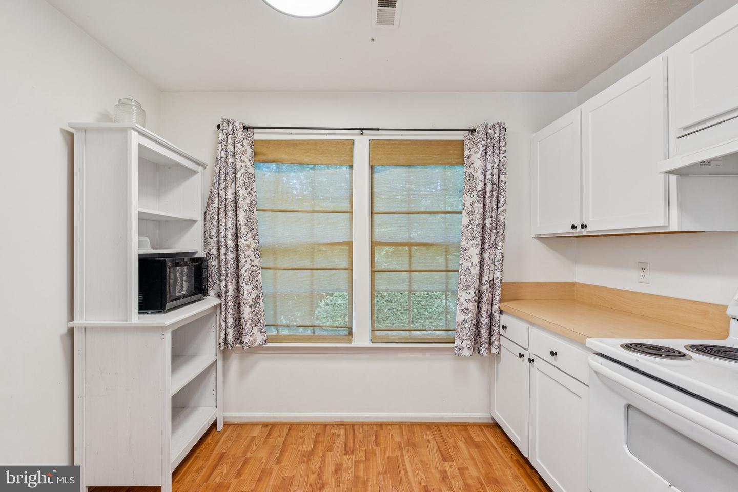 101 CLAIBORNE AVE, FREDERICKSBURG, Virginia 22405, 2 Bedrooms Bedrooms, ,2 BathroomsBathrooms,Residential,For sale,101 CLAIBORNE AVE,VAST2040338 MLS # VAST2040338